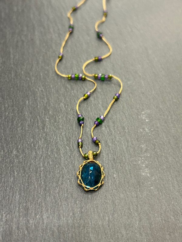 Collier TIBETAN Indian glass tanzanite