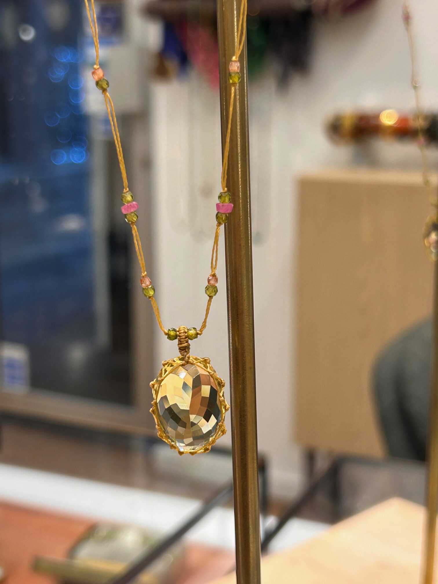 Collier TIBETAN Quartz Jaune – Image 3