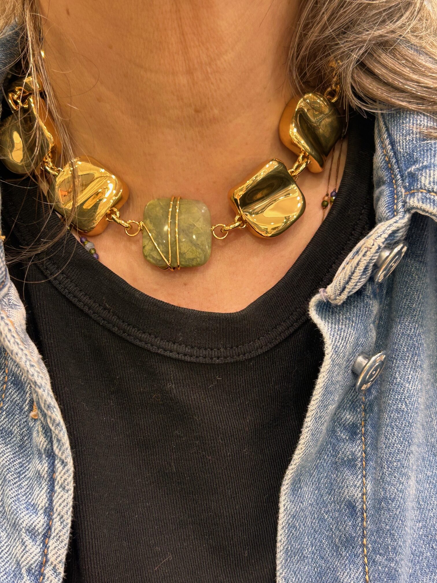 Collier SQUARE RAINBOW Vésonite – Image 3