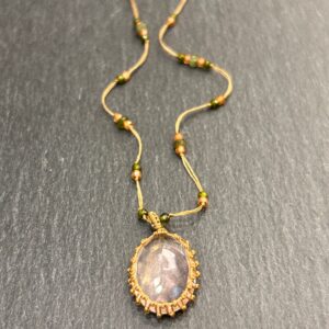 Collier TIBETAN Quartz Rose