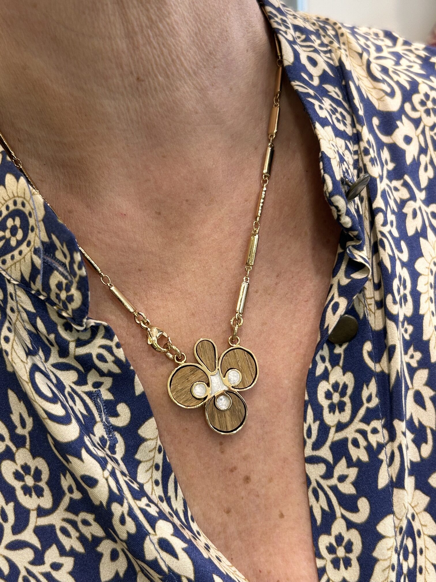 Collier MIRAGE Bois, Nacre – Image 3