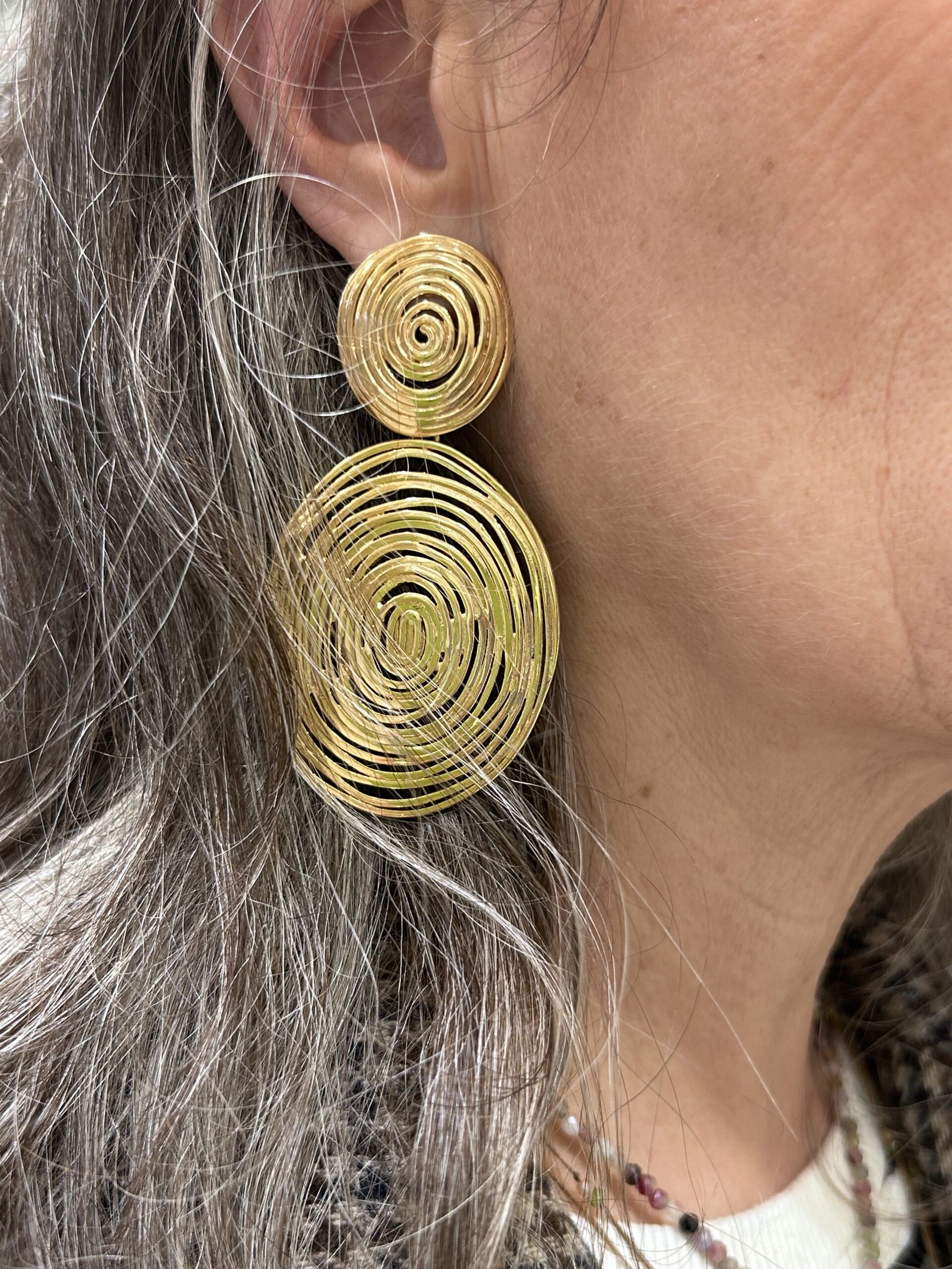 Boucles d'oreilles WAVE Dorée - GAS BIJOUX – Image 4