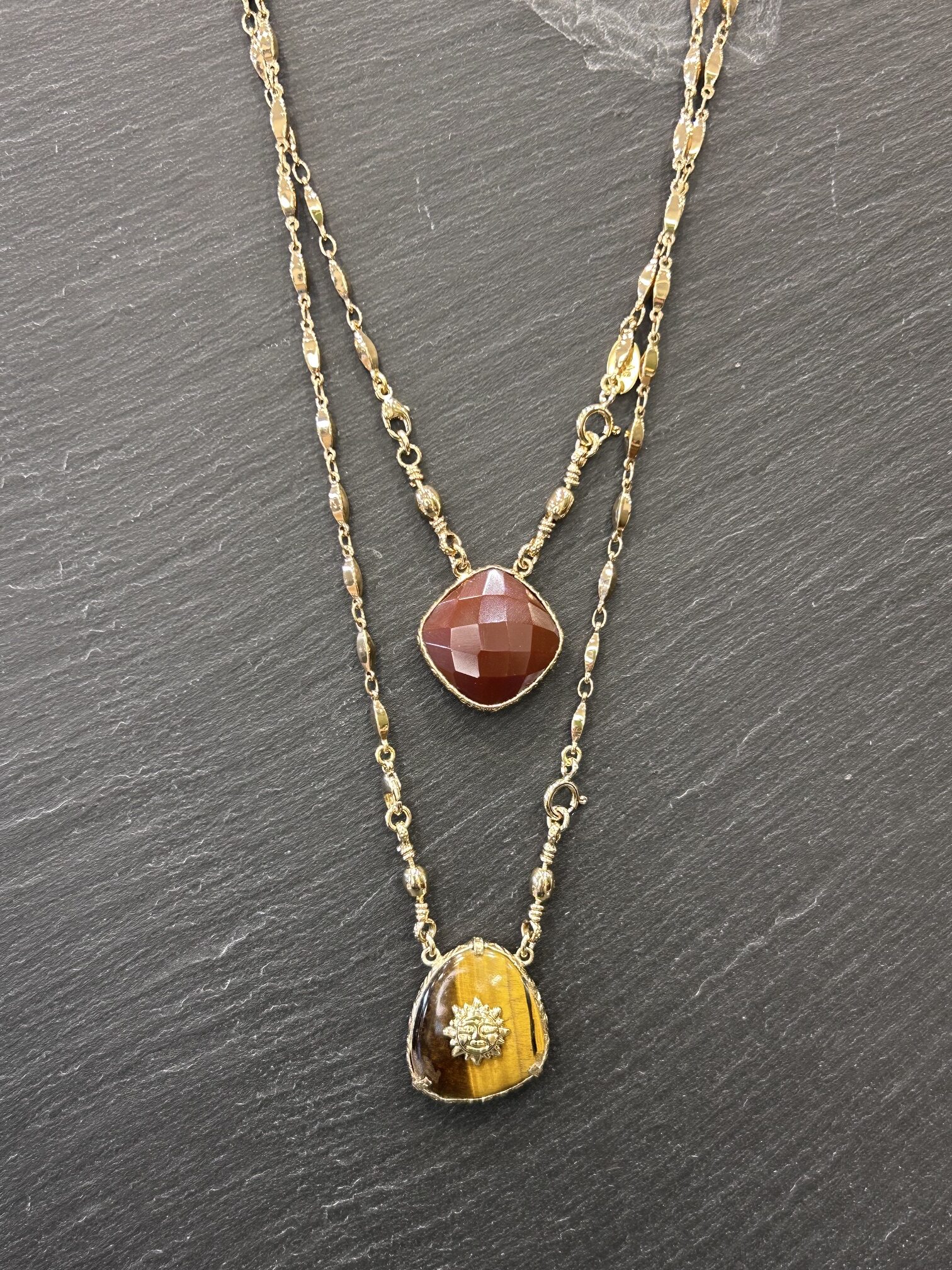 Collier SCAPULAIRE Oeil de tigre / Cornaline - GAS BIJOUX – Image 3