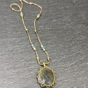 COLLIER TIBETAN CORINDON - ASTREE
